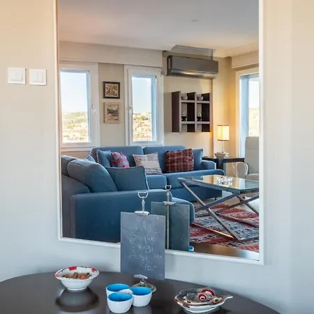 Flat W Sea View Balcony 3 Min To Marina Чешме