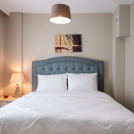 Flat W Sea View Balcony 3 Min To Marina Апартаменти