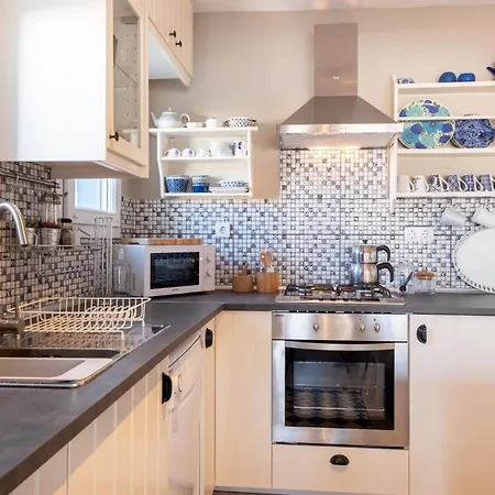 Flat W Sea View Balcony 3 Min To Marina * Чешме