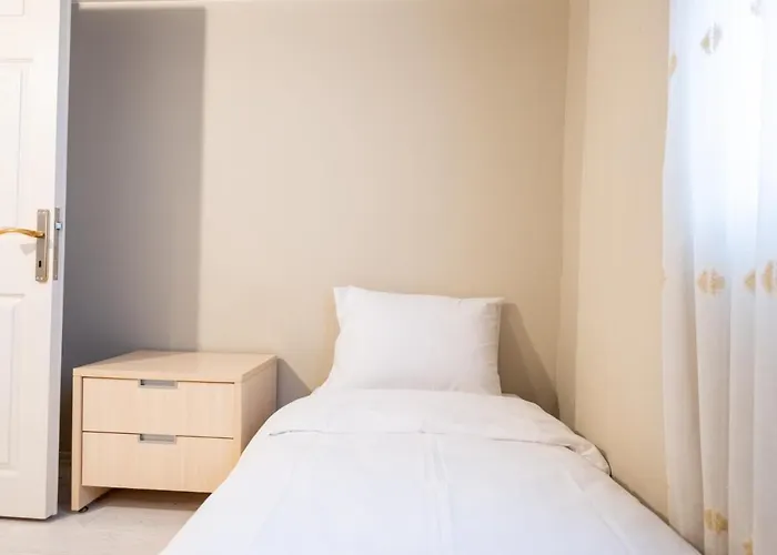 公寓 Flat W Sea View Balcony 3 Min To Marina